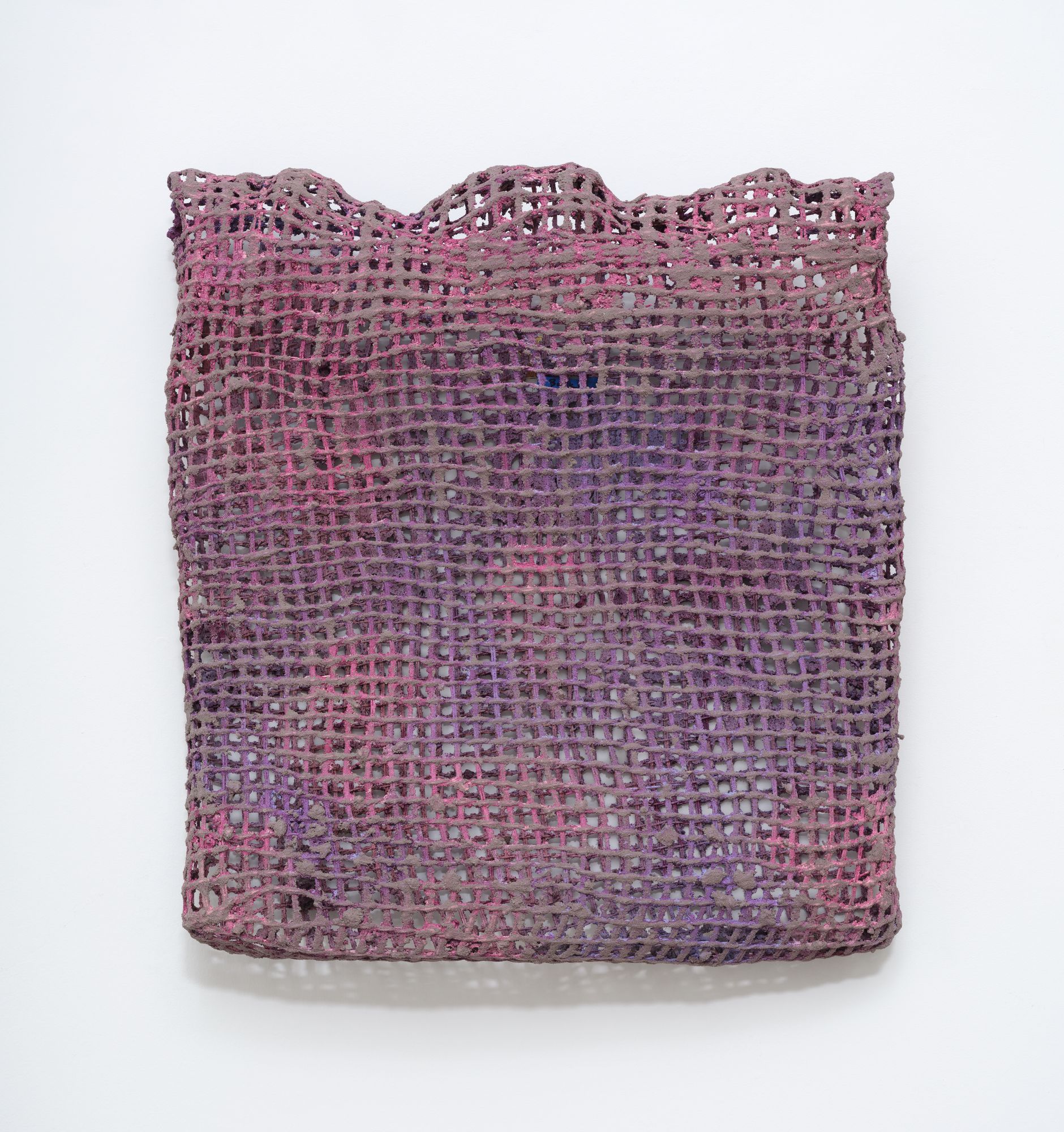 Basket / Gate (cochineal)